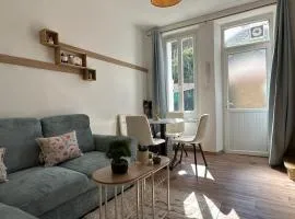 Maisonette - Private Jacuzzi - Proche Puy-du-Fouu