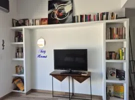 Studio indépendant Chez Mame