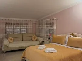 Vila Korça