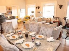 Beautiful Edinburgh Apartment
