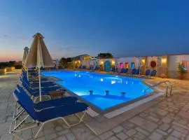 Golden Bay Apartments-Garden Haven