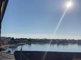 Apartamento céntrico en O Grove con vistas al mar