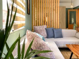 Blossom Apartment Kos، فندق في Ampavris