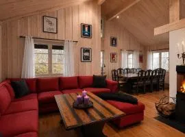 Great cabin in high mountain terrain