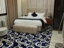 فندق كراون بالاس