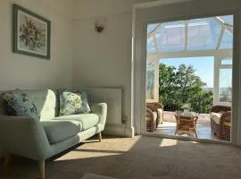 Spacious family Bungalow with beautiful views