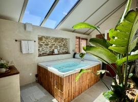 Le Pré de la Mer Suite & SPA Privatif โรงแรมในQuerqueville