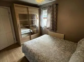 One Bedroom Flat Minutes from Gorey