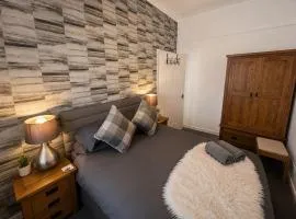 Hillhead Apartment