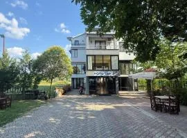Lake view HOTEL DEA