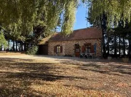 Maison de campagne au calme, jardin, cheminée, proche village et loisirs - FR-1-410-170