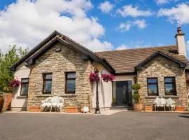 Charlettes Lodge