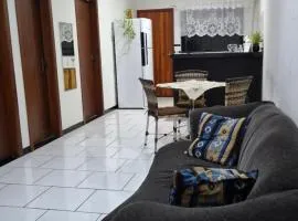 Ótima localização, acomoda até 4 pessoas