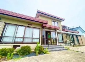 サンドーム福井 徒歩7分 一戸建ての一棟貸し切り
