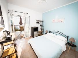 Bella Vista Apartments, хотел в Пелекас