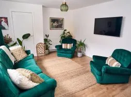 Chic Family Home with Garden Fire Pit & Event Space, Hot Tub