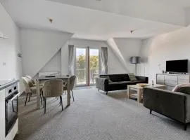 Penthouse DeLuxe