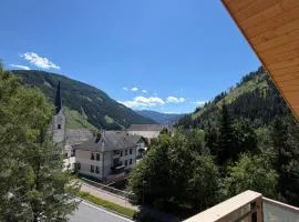 Mountain Escape in Ebene Reichenau