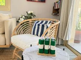 Konnos Retreat 3BR - walk to beach