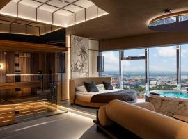 Sky Tower Apartamenty - In The Sky Apartments, Hotel in Breslau