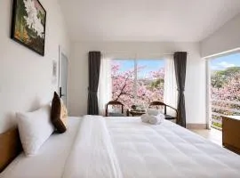 Cherry Luxury Hotel