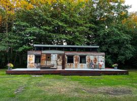 0'Bama - Unique Upcycled Tiny House, hotell i Selgas