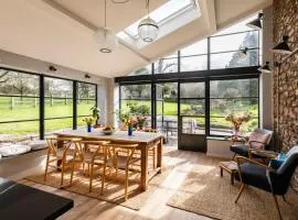 Lavish Farmhouse with Private Lake & Gardens