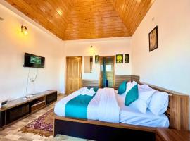 The Ayur Estate Kufri l Lift l Power Backup l Pure Veg l Multi Cuisine Restaurant l Free Parking l By Exotic Stays, hotel em Fagu