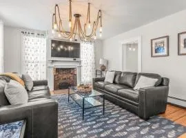 Historic Gurdon S Allyn House, Walk to Seaport
