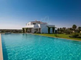 TD Villa Ponente Luxury Villa with Sea View Pool