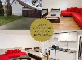 Family House Renovated, 3x Parking, Most pri BA