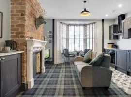 Stylish 1BR Home Near Station by Stay With Us