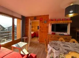 Risoul T4 8 pers Piscine et sauna proche pistes