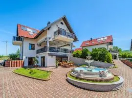 Pool Villa Aurelia /w Sauna & Jacuzzi near Zagreb