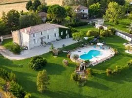 3 Gites 16 pers Piscine