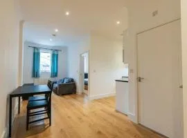 Modern 1-Bed Apartment in the Heart of East Croydon