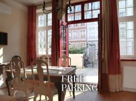 Patio Apartments - Old Town