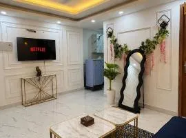 Golden Eclipse Luxury Stays