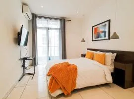 Stylish 1-Bedroom Apartment