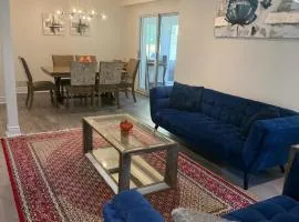 Executive Parkside Retreat in Heart of Unionville