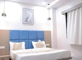 Hotel vs rooms