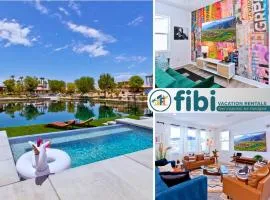 Luxe Lakefront Dream Villa: Heated Saltwater Pool