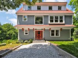 New Woodland Escape Walk To Beach and Bike Path 6 Sleeping Areas Kids Play Room Bird Watching Tower Garage Spacious Living Children's Amenities Covered 3rd Floor Patio Enjoy Wildlife