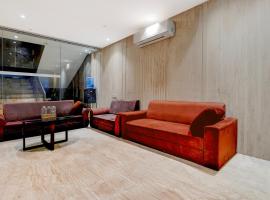 palette - Suncity, hotel em Surate
