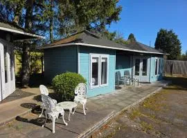RL Guesthouse close NEC & Airport