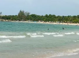 Steps to the beach 2