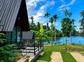 Jungle Lake View Cabana