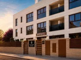 Luxury Cubelles Aparthotel