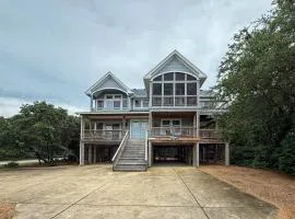 2433 - Bella Bay