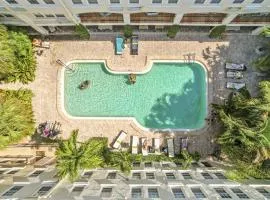 Rare Garden Studio | Pool Deck Access + Beach